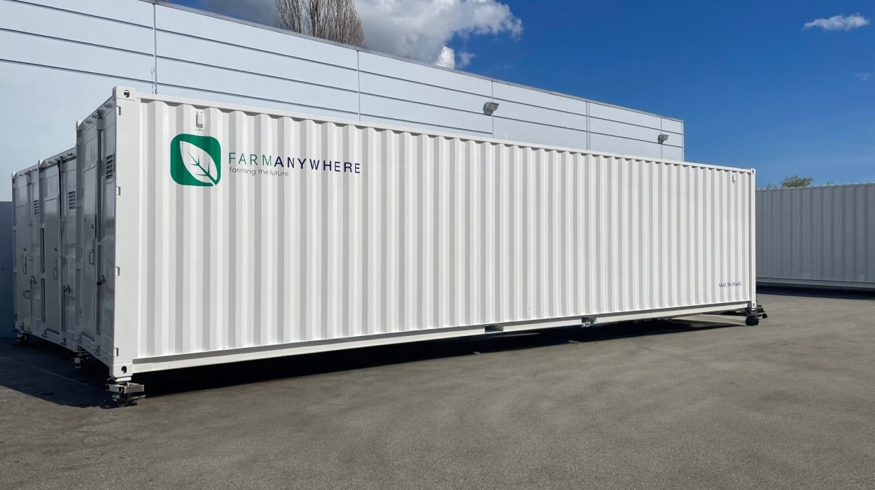 FarmAnywhere Container Farm